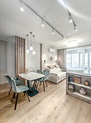 Кухня-гостиная в трехкомнатной квартире. Фото.